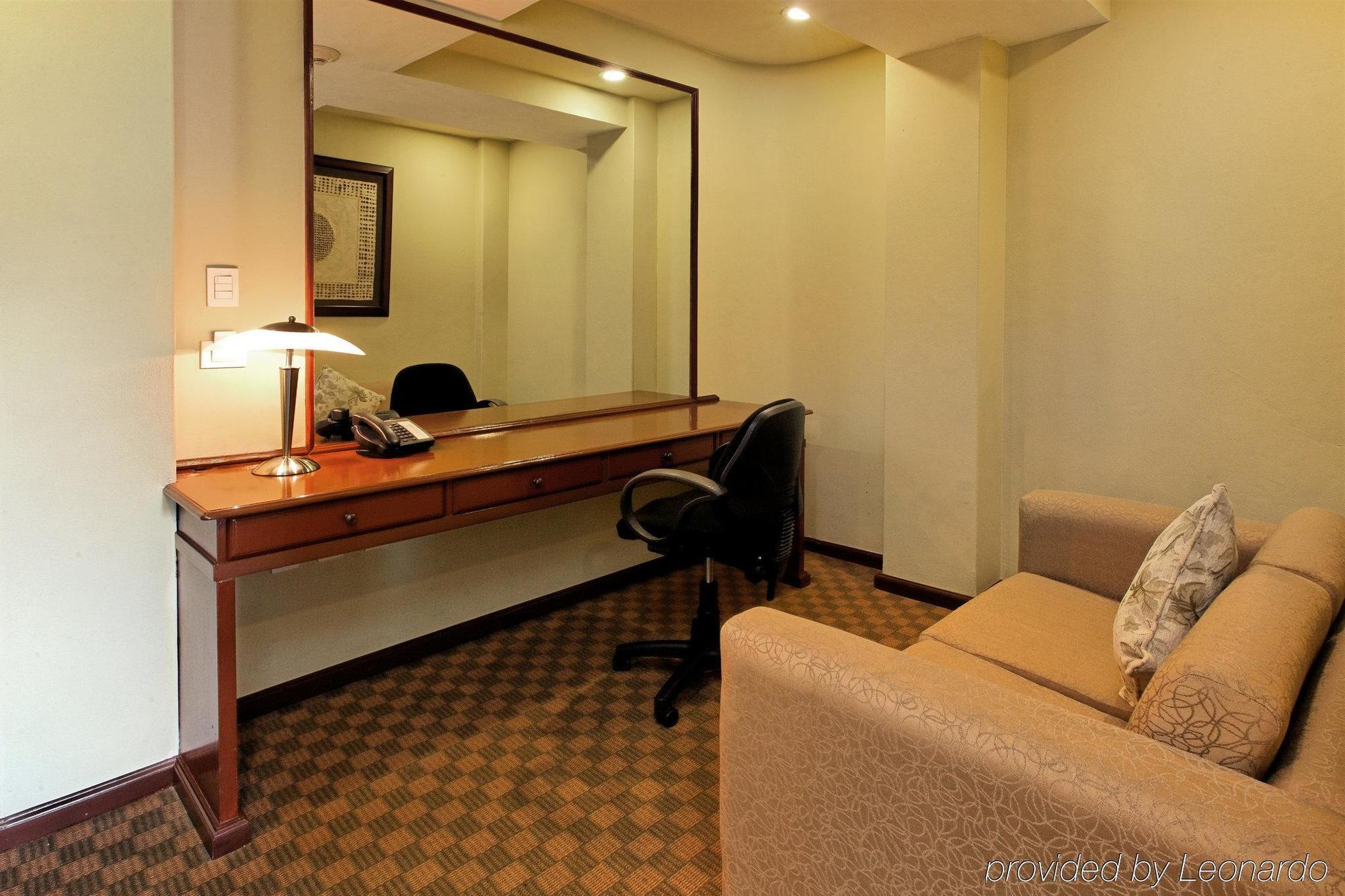 Holiday Inn & Suites Mexico Zona Reforma By Ihg Værelse billede